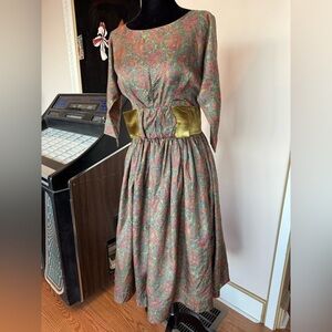 Vintage 50s Elegant Paisley Dress with Gold Accents